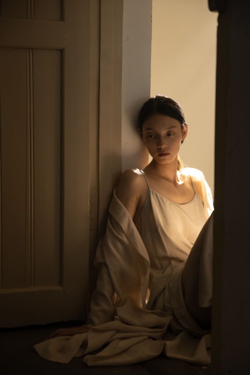 Asian Girl Indoor Art Photography (2776)