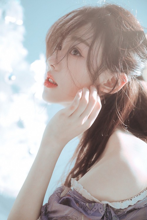 Asian Girl Indoor Art Photography (3940)
