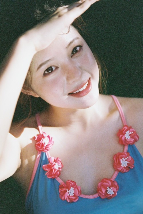 Asian Girl Indoor Art Photography (737)