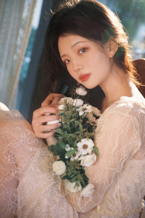 Asian Girl Indoor Art Photography (760)