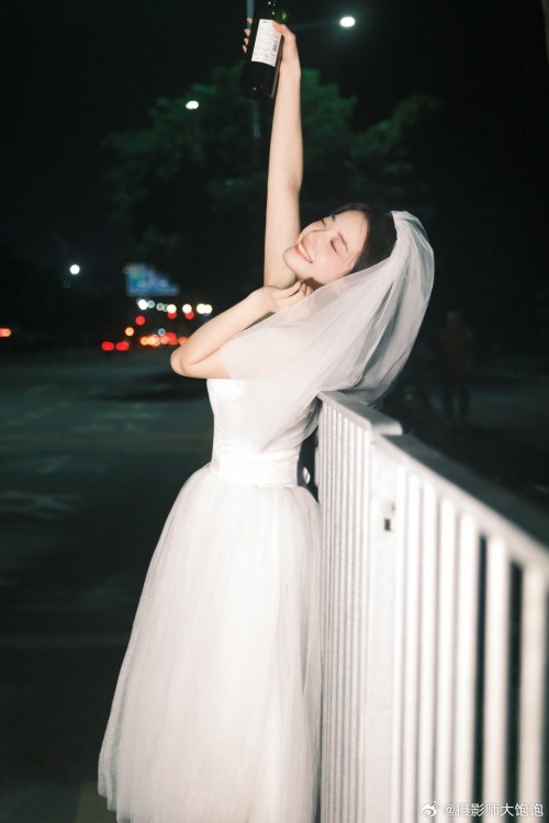 Asian Girl Indoor Art Photography (3402)