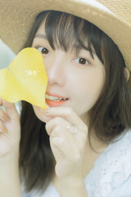 Asian Girl Indoor Art Photography (3817)