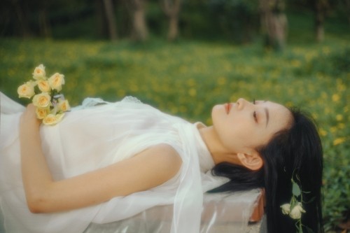 Asian Girl Indoor Art Photography (2836)