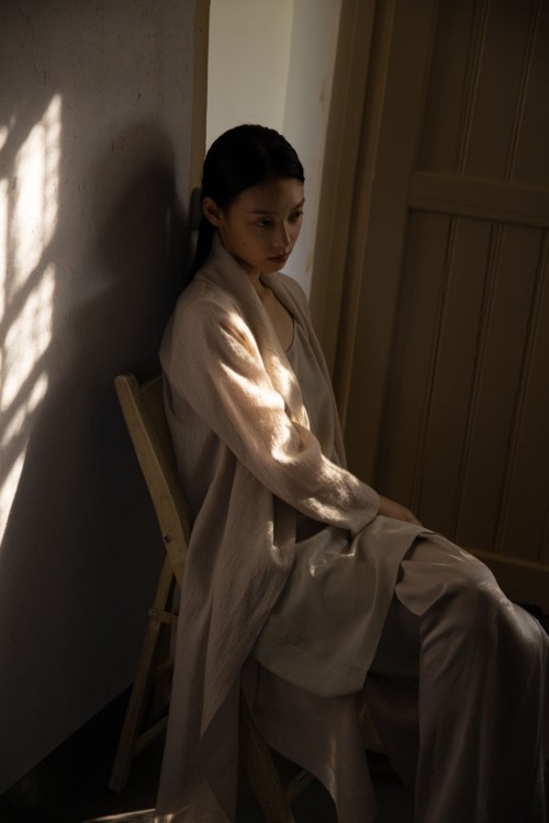 Asian Girl Indoor Art Photography (2828)
