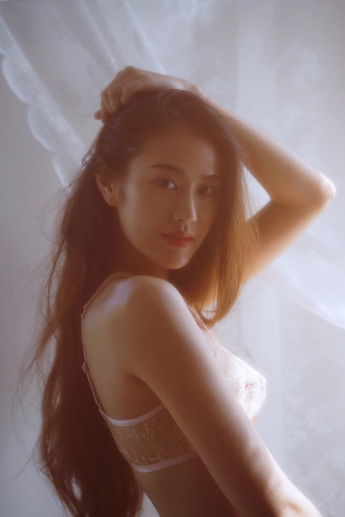 Beautiful Chinese Girl 1 (327)
