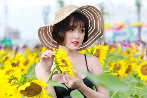 Vietnamese Photographer (445)