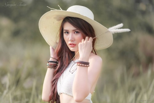 Vietnamese Photographer (1014)